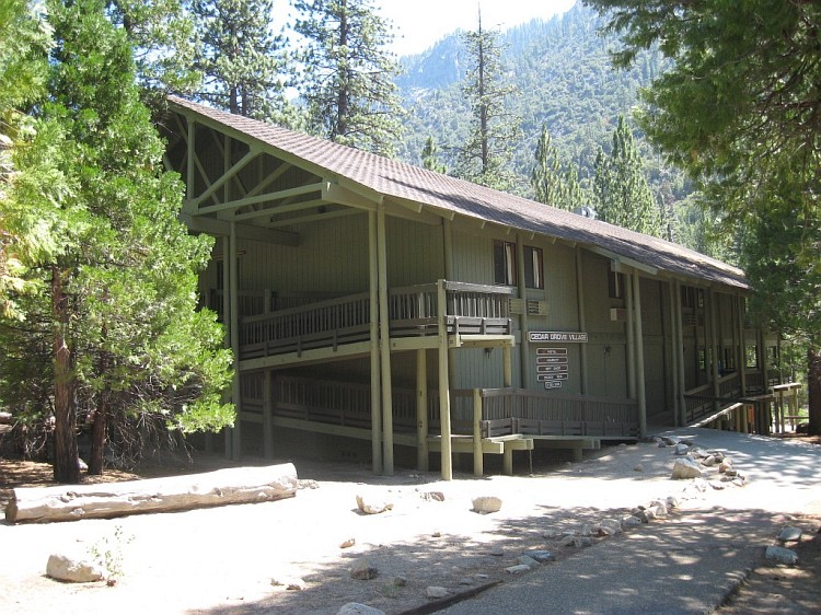 Cedar Grove Lodge
